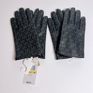 Michael Kors leather lady gloves size Medium